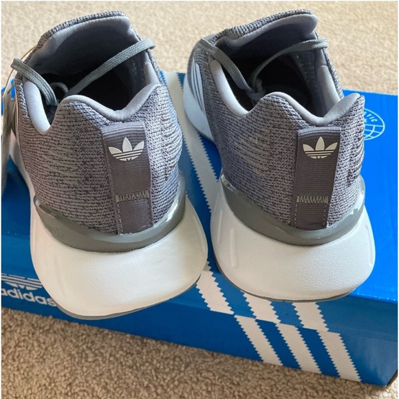 🆕 Adidas Men’s Swift Run 22 Athletic Running Shoes - Picture 8 of 12